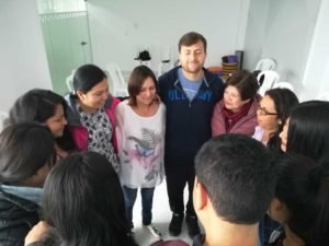 Fotos de estudiantes en talleres